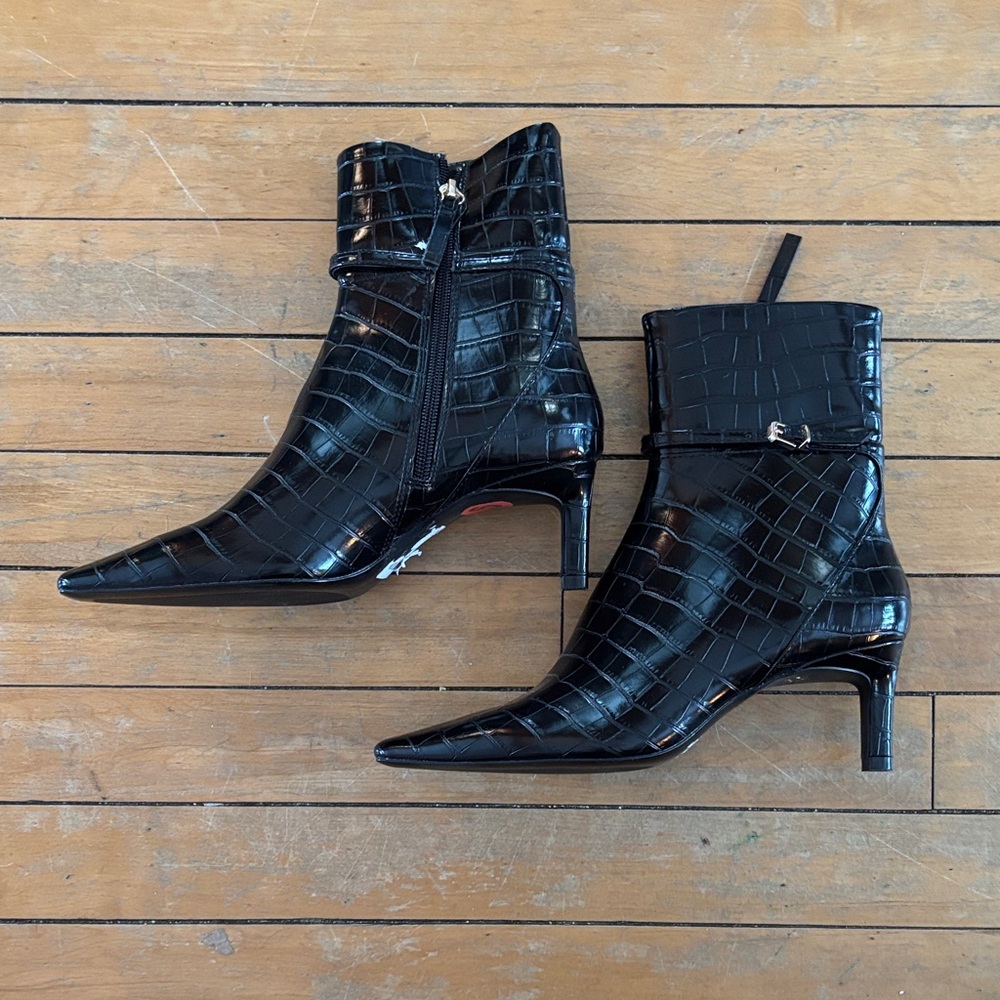 NWOT Zara Black faux crocodile kitten heel bootie. Never worn! - Picture 6 of 15
